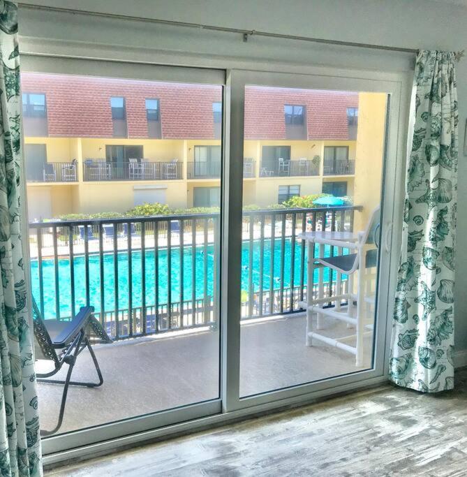 Condo By The Sea! Cocoa Beach Extérieur photo